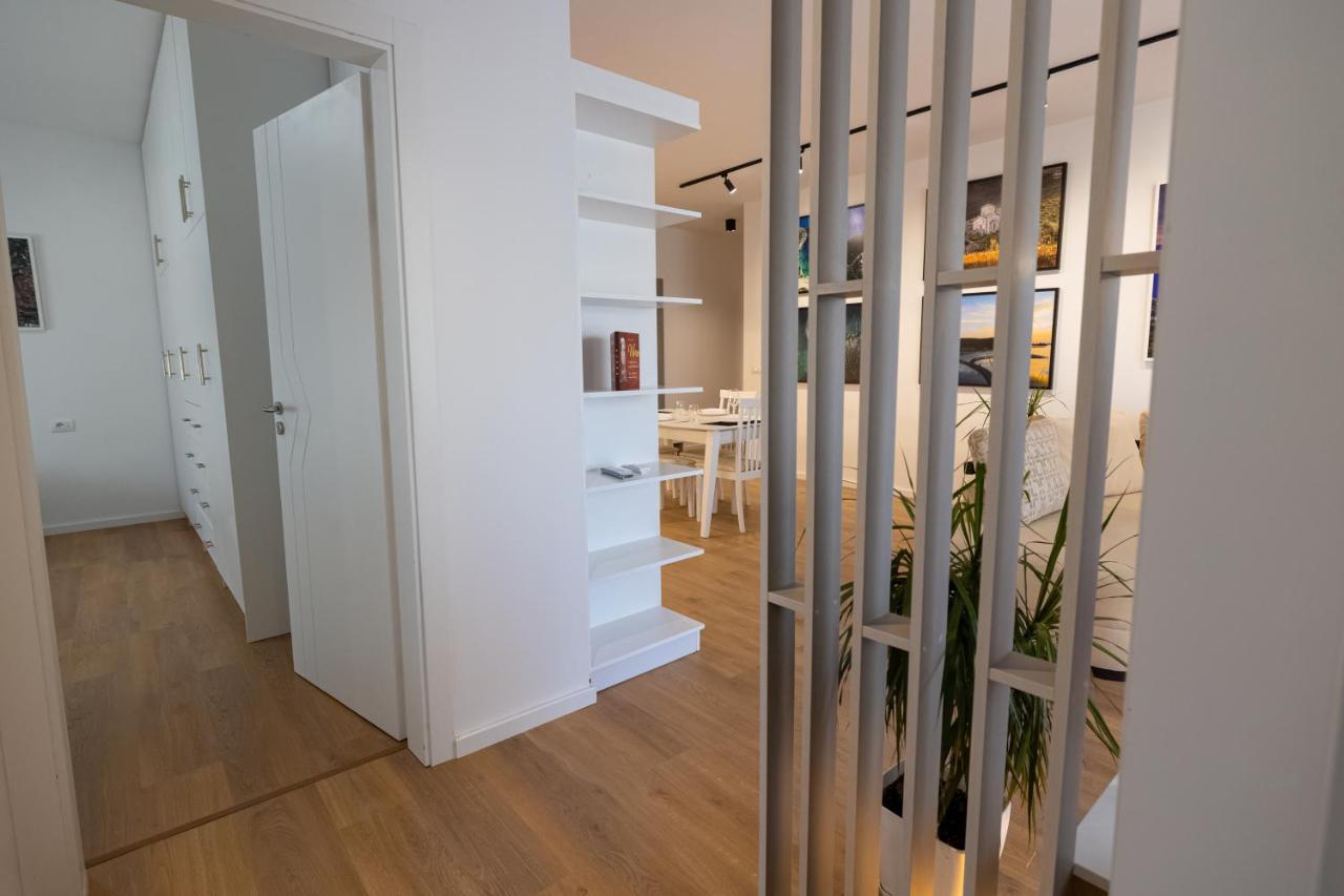 Victoria Lungomare Apartment Vlorë エクステリア 写真