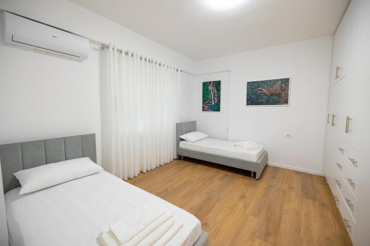 Victoria Lungomare Apartment Vlorë エクステリア 写真
