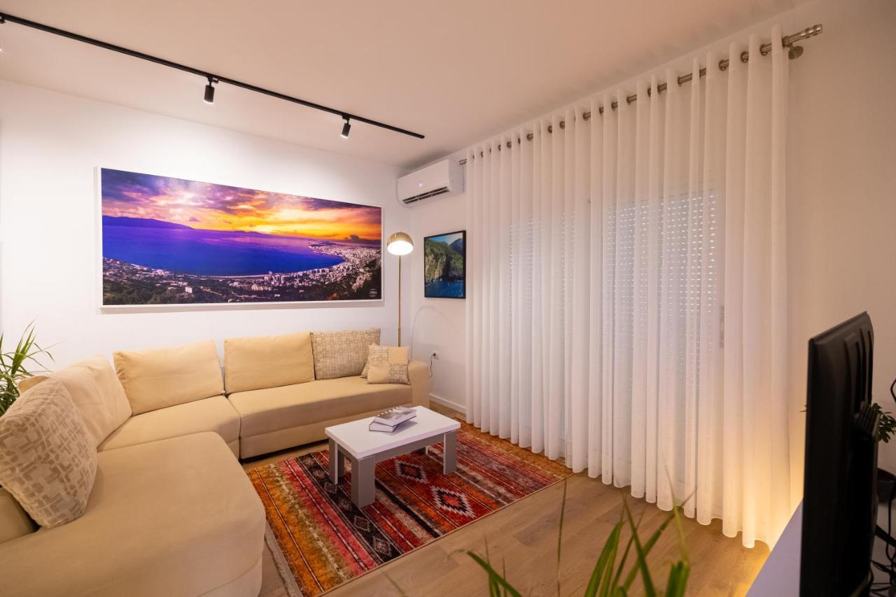 Victoria Lungomare Apartment Vlorë エクステリア 写真