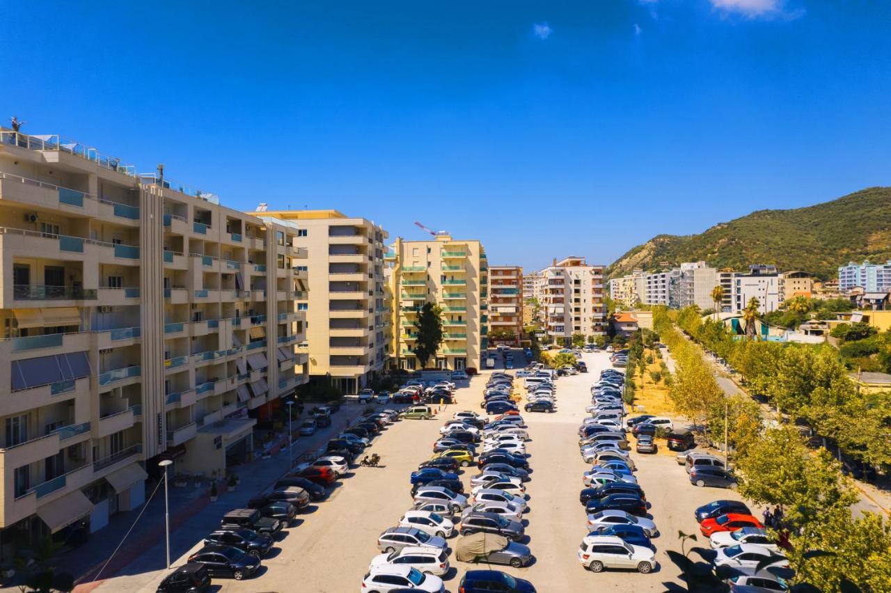 Victoria Lungomare Apartment Vlorë エクステリア 写真